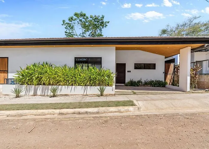 Cu15 New Modern With Casitas And Private Pool Villa